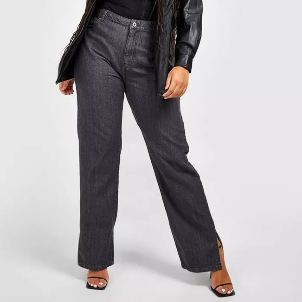 BOOHOO Plus Split Hem Straight Leg Washed Black Jeans - NEW (UK 18 / US 14)